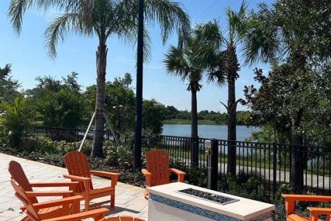 Condo in Orlando, Florida, 3 bedrooms  № 2330725 - photo 13