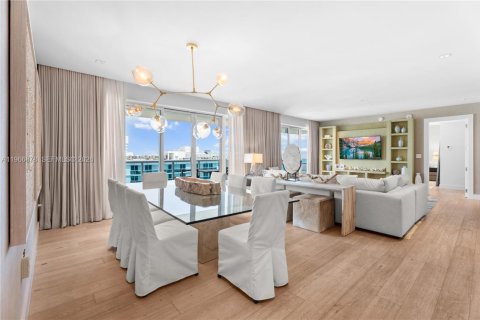 Condominio en venta en Miami Beach, Florida, 3 dormitorios, 204.66 m2 № 2029116 - foto 5