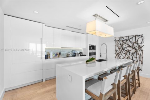 Condominio en venta en Miami Beach, Florida, 3 dormitorios, 204.66 m2 № 2029116 - foto 9