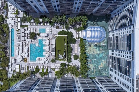 Condominio en venta en Miami Beach, Florida, 3 dormitorios, 204.66 m2 № 2029116 - foto 29