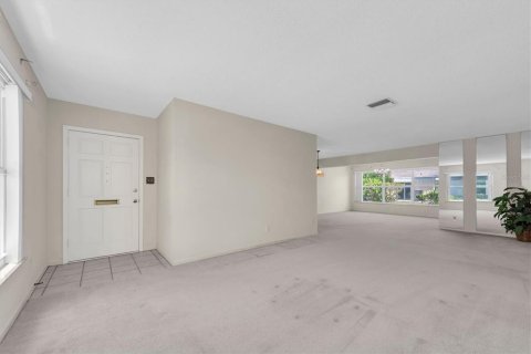 Condominio en venta en Seminole, Florida, 2 dormitorios, 146.32 m2 № 2100264 - foto 15