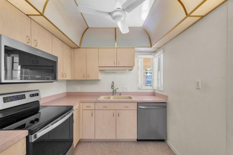 Condominio en venta en Seminole, Florida, 2 dormitorios, 146.32 m2 № 2100264 - foto 19