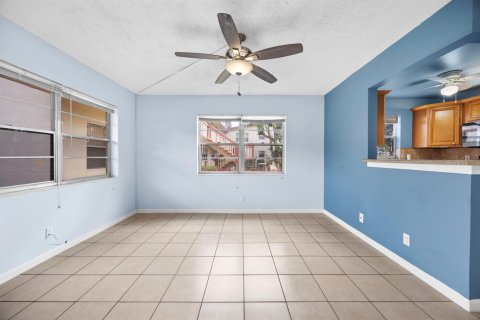 Copropriété à vendre à West Palm Beach, Floride: 1 chambre, 63.55 m2 № 2083179 - photo 26