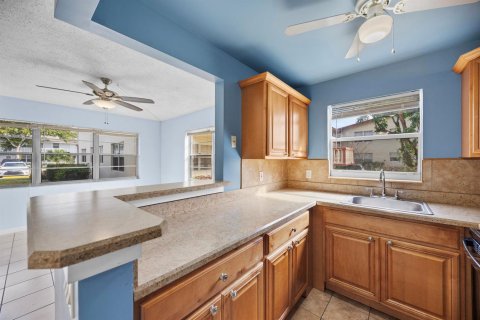 Copropriété à vendre à West Palm Beach, Floride: 1 chambre, 63.55 m2 № 2083179 - photo 18