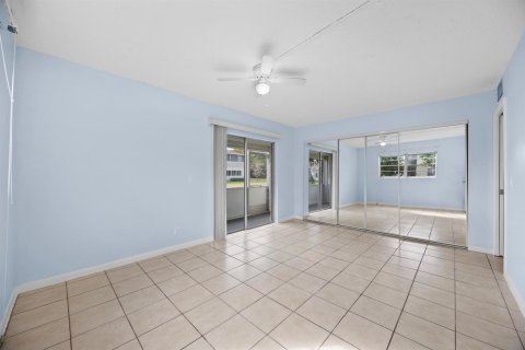 Copropriété à vendre à West Palm Beach, Floride: 1 chambre, 63.55 m2 № 2083179 - photo 3