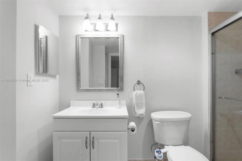 Condominio en venta en Aventura, Florida, 2 dormitorios, 87.7 m2 № 1817636 - foto 13
