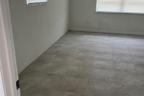 Купить виллу или дом в Окичоби, Флорида 4 комнаты, 178.84м2, № 2156916 - фото 12