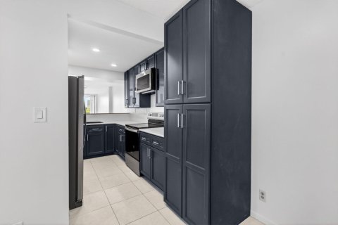 Condominio en alquiler en Boca Raton, Florida, 2 dormitorios, 104.98 m2 № 2084989 - foto 13
