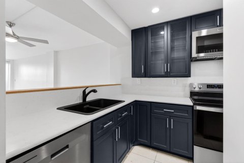 Condominio en alquiler en Boca Raton, Florida, 2 dormitorios, 104.98 m2 № 2084989 - foto 15