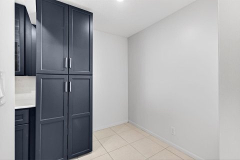 Condominio en alquiler en Boca Raton, Florida, 2 dormitorios, 104.98 m2 № 2084989 - foto 12
