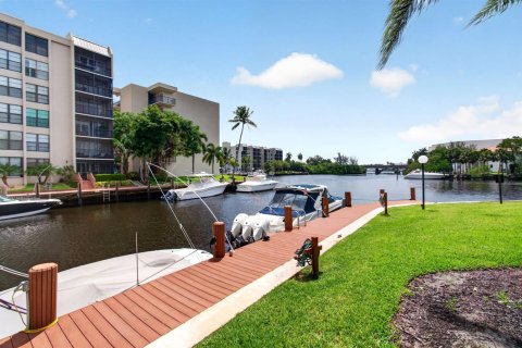 Condominio en Boca Raton, Florida, 2 dormitorios  № 2084989