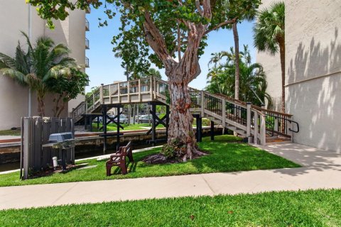 Condominio en alquiler en Boca Raton, Florida, 2 dormitorios, 104.98 m2 № 2084989 - foto 4