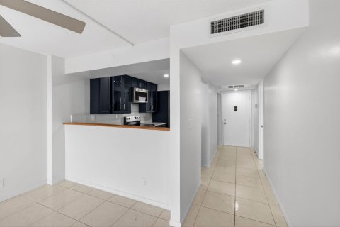 Condominio en alquiler en Boca Raton, Florida, 2 dormitorios, 104.98 m2 № 2084989 - foto 17