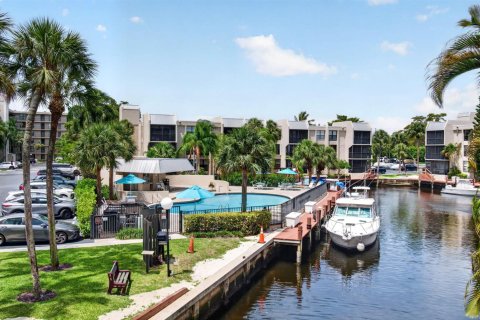 Condominio en alquiler en Boca Raton, Florida, 2 dormitorios, 104.98 m2 № 2084989 - foto 7