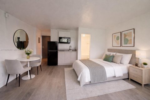 Appartement à louer à Miami, Floride: 2949.65 m2 № 2058906 - photo 4