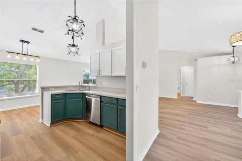 Casa en alquiler en Minneola, Florida, 3 dormitorios, 140.93 m2 № 1903383 - foto 19