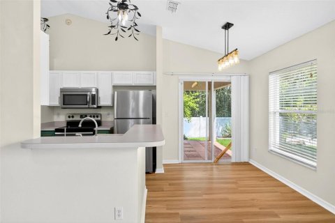 Casa en alquiler en Minneola, Florida, 3 dormitorios, 140.93 m2 № 1903383 - foto 11