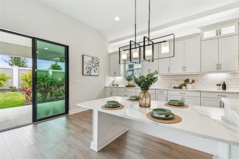 Casa en alquiler en San Antonio, Florida, 5 dormitorios, 291.53 m2 № 1854463 - foto 20