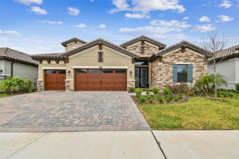 Casa en alquiler en San Antonio, Florida, 5 dormitorios, 291.53 m2 № 1854463 - foto 2