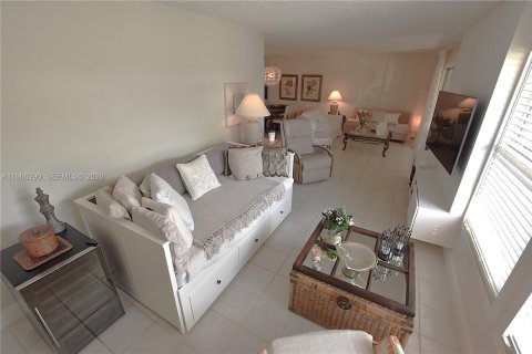 Casa en venta en Lake Worth, Florida, 2 dormitorios, 95.13 m2 № 2028113 - foto 11