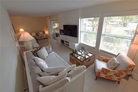 Casa en venta en Lake Worth, Florida, 2 dormitorios, 95.13 m2 № 2028113 - foto 10