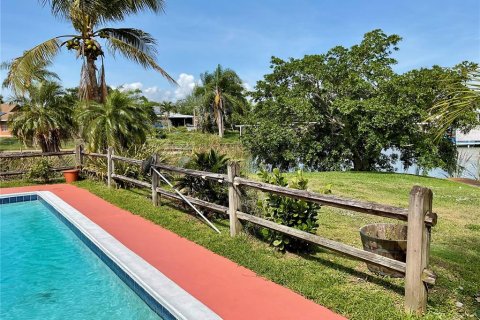 Casa en venta en Okeechobee, Florida, 3 dormitorios, 133.59 m2 № 1616608 - foto 12