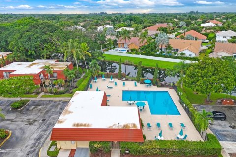 House in Plantation, Florida 2 bedrooms, 127.46 sq.m. № 1945550 - photo 27