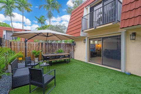 House in Plantation, Florida 2 bedrooms, 127.46 sq.m. № 1945550 - photo 20