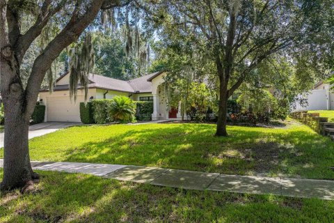 Villa ou maison à vendre à Riverview, Floride: 5 chambres, 248.42 m2 № 2295298 - photo 2