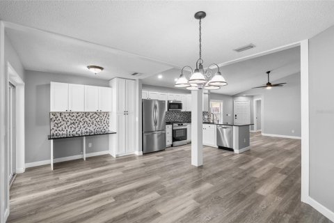 Villa ou maison à vendre à Valrico, Floride: 3 chambres, 123.19 m2 № 1634005 - photo 14