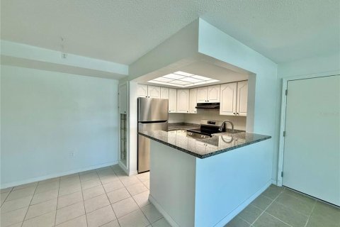Copropriété à louer à New Port Richey, Floride: 2 chambres, 102.56 m2 № 2167412 - photo 5