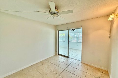 Copropriété à louer à New Port Richey, Floride: 2 chambres, 102.56 m2 № 2167412 - photo 20