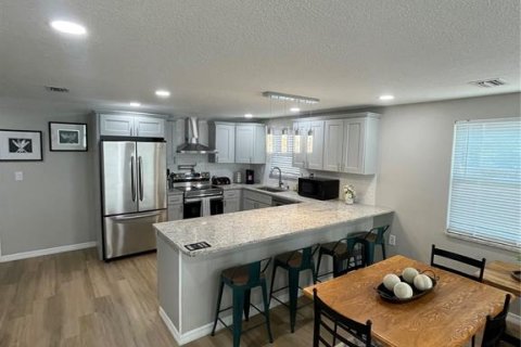 Villa ou maison à vendre à Zephyrhills, Floride: 2 chambres, 86.49 m2 № 2195331 - photo 7