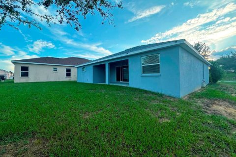 Villa ou maison à louer à Haines City, Floride: 4 chambres, 157 m2 № 2416712 - photo 15