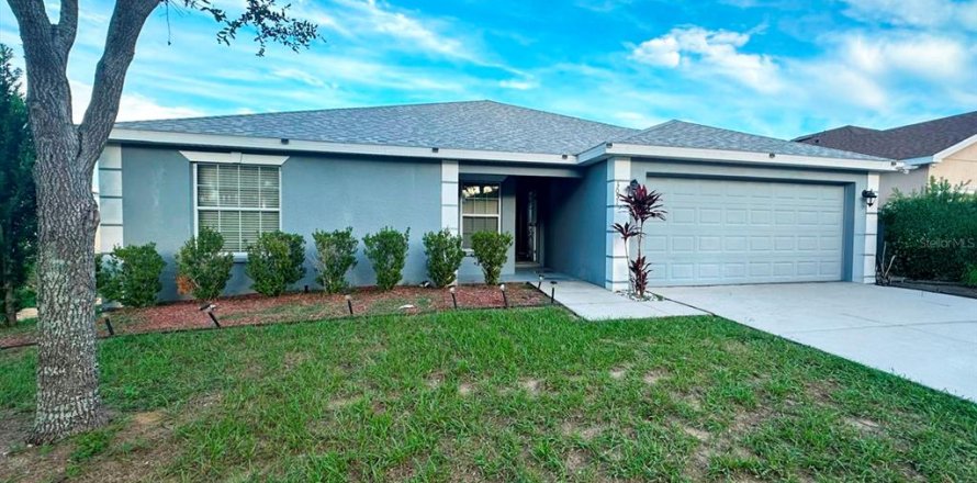 Villa ou maison à Haines City, Floride 4 chambres, 157 m2 № 2416712