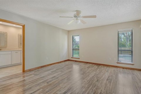 House in Bradenton, Florida 4 bedrooms, 196.95 sq.m. № 1824465 - photo 20