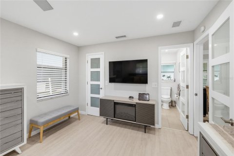 Villa ou maison à vendre à Port Charlotte, Floride: 2 chambres, 117.24 m2 № 2318453 - photo 19
