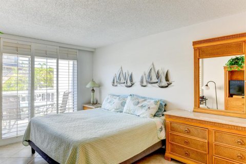 Condominio en alquiler en Sarasota, Florida, 2 dormitorios, 113.06 m2 № 1579261 - foto 17
