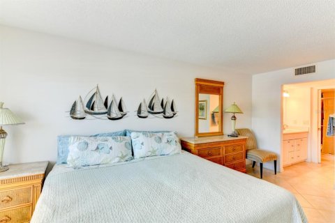 Condominio en alquiler en Sarasota, Florida, 2 dormitorios, 113.06 m2 № 1579261 - foto 18