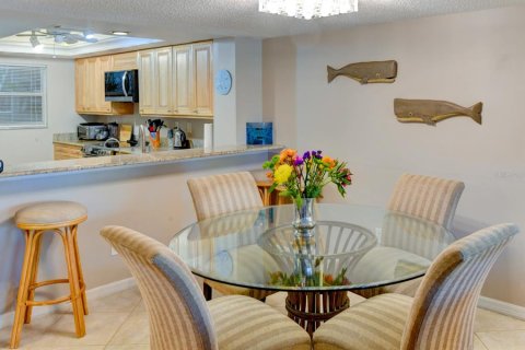 Condominio en alquiler en Sarasota, Florida, 2 dormitorios, 113.06 m2 № 1579261 - foto 12