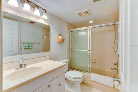 Condominio en alquiler en Sarasota, Florida, 2 dormitorios, 113.06 m2 № 1579261 - foto 25