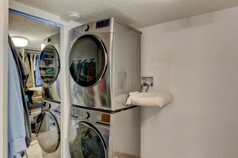 Condominio en alquiler en Sarasota, Florida, 2 dormitorios, 113.06 m2 № 1579261 - foto 21
