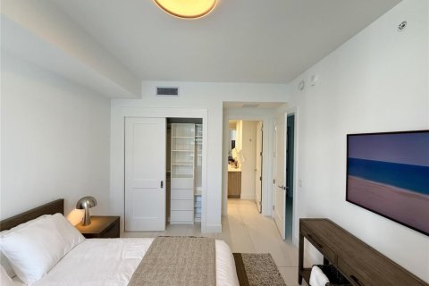 Condominio en alquiler en Fort Lauderdale, Florida, 3 dormitorios, 156.26 m2 № 2175500 - foto 18