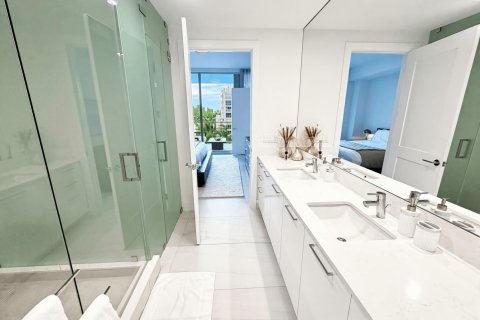 Condominio en alquiler en Fort Lauderdale, Florida, 3 dormitorios, 156.26 m2 № 2175500 - foto 13