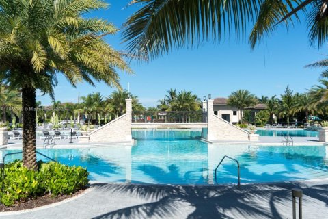 Copropriété à louer à Doral, Floride: 3 chambres, 126.72 m2 № 1921596 - photo 14