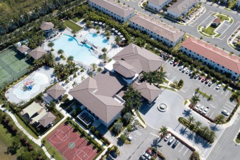 Copropriété à louer à Doral, Floride: 3 chambres, 126.72 m2 № 1921596 - photo 8