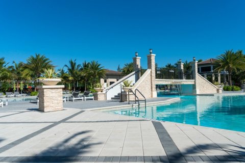 Copropriété à louer à Doral, Floride: 3 chambres, 126.72 m2 № 1921596 - photo 11