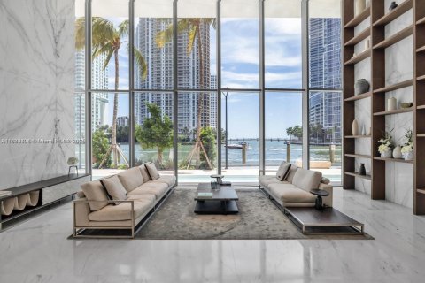 Condominio en alquiler en Miami, Florida, 3 dormitorios, 225.01 m2 № 1947918 - foto 20