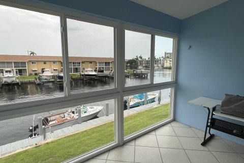 Condo in Pompano Beach, Florida, 2 bedrooms  № 1792455 - photo 14