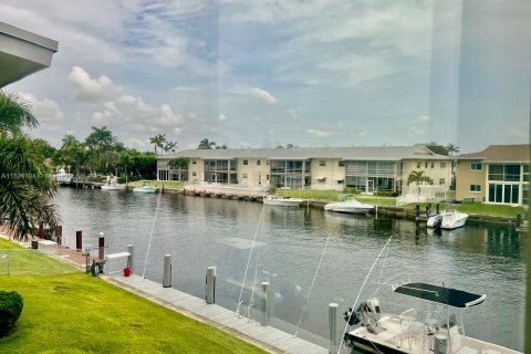 Condo in Pompano Beach, Florida, 2 bedrooms  № 1792455 - photo 25